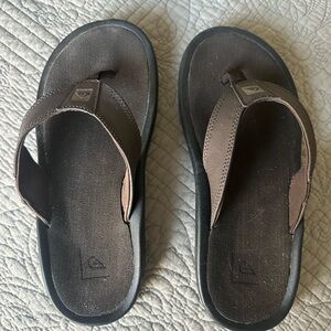 Men’s Quicksilver Carver flip flops